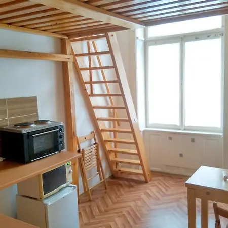 Cozy Flatel In Downtown For 2 *